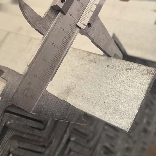 Hot Dipped Galvanised Angle Steel / Angle Bar ASTM A36 Width 30/40/50mm