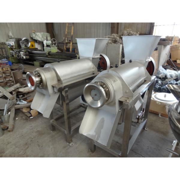 Easy to Operate Industrial Lemon Squeezer with Crushing Function and 370 KG Capacity