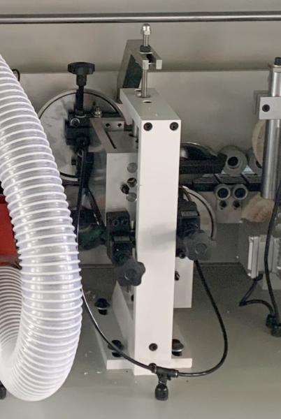 Based Panels Furniture Automatic Edge Banding Machine With Trimmer For Chipboard MDF Wood
