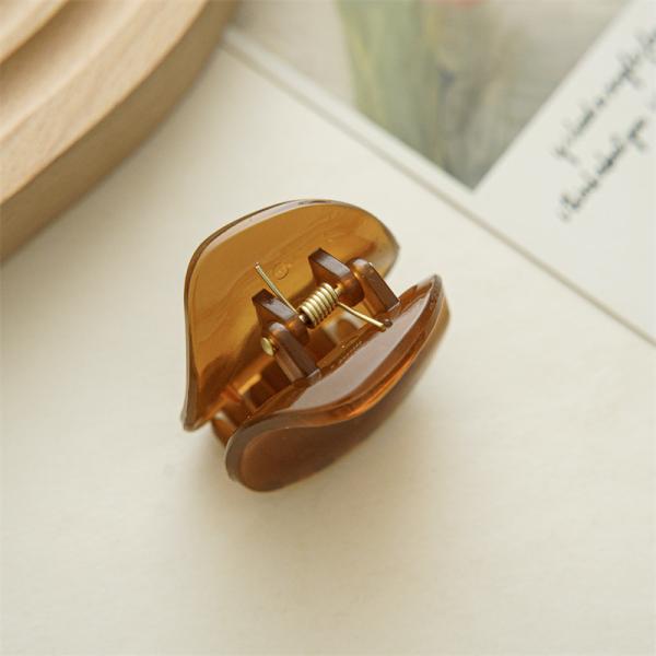 Japan South Korea new clear acrylic accessories geometric triangle hairpin catch trumpet Ins women fashion headwear