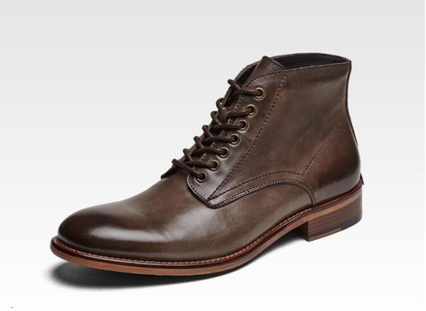 O vestido do couro dos homens do inverno do outono carreg o algodão superior alto das botas de couro - acolchoado com luxuoso