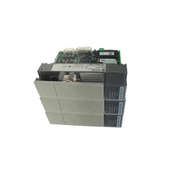 1769-L19ER-BB2B Original Allen Bradley 1768-L45S ControlLogix 5580 PLC avec courant de sortie 2A