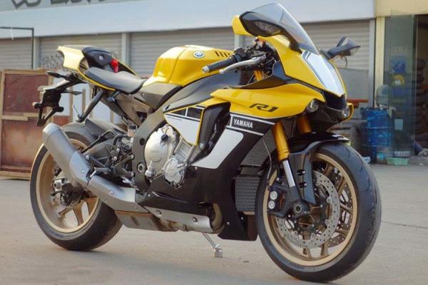 A motocicleta de Yamaha 1000cc com líquido esfriou, motocicleta de visita elétrica de 4 cursos