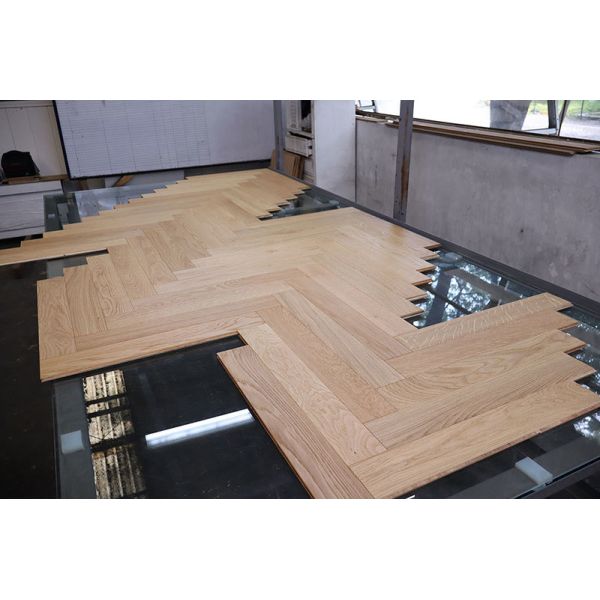 White Oak Herringbone Parquet Flooring with Matt 5-10% Finish and 25 Years Residential Warranty