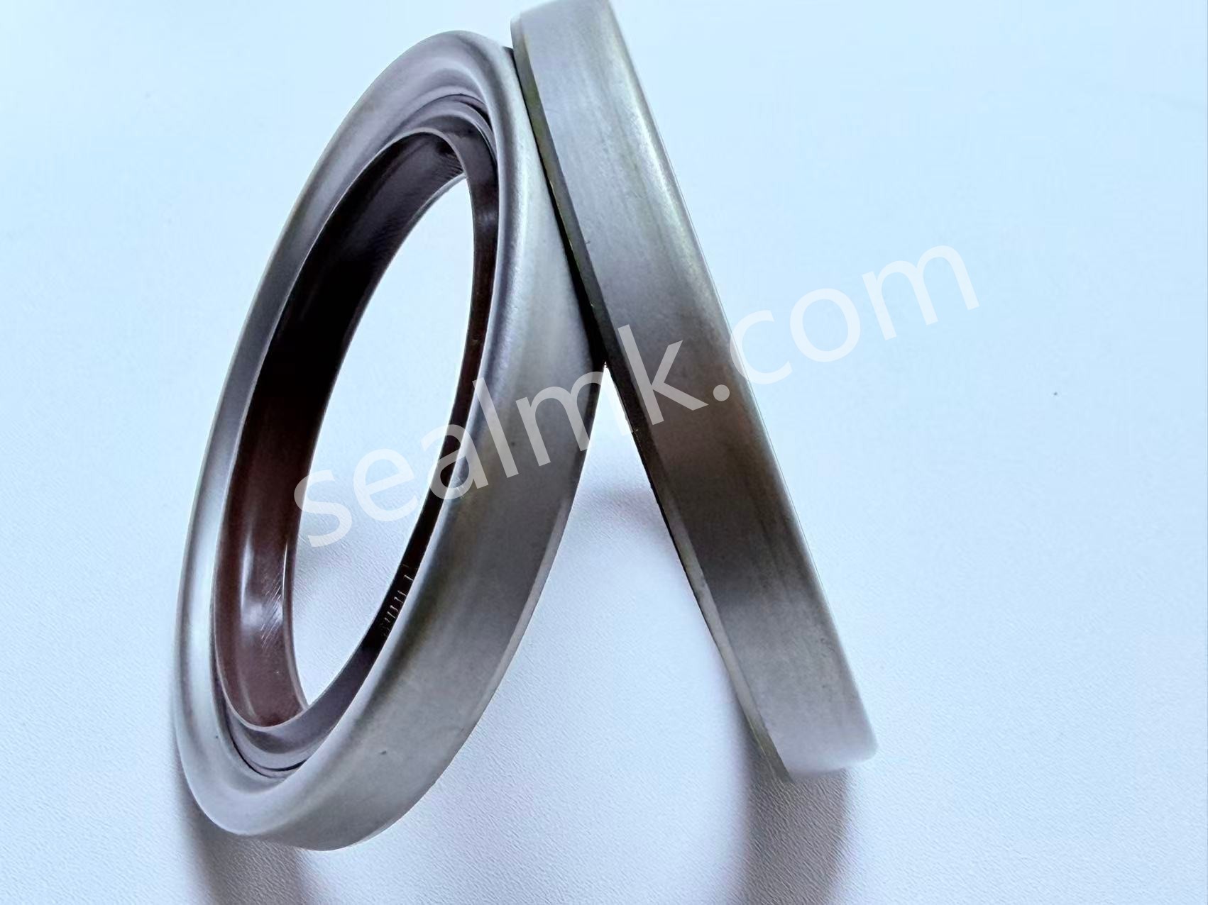75*100*12/13 Suitable for Mercedes-Benz OE 0049973947, 0049976046, 0059978247, 0109970946, 0119975647, 0119975747, 0119977046; Elring OE 218680, 525.316