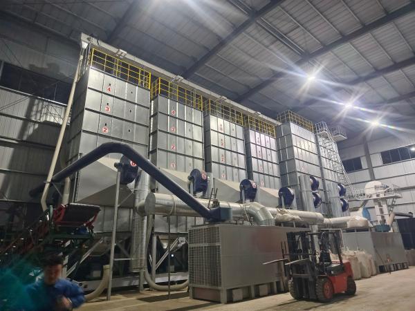 クリーンエア・ヒートと低燃費で35~60kg/hを消費する小型穀物乾燥機で破裂率を減らす