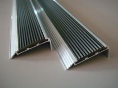 Exterior Metal Aluminum Stair Nosing , Laminate Stair Nose Trim Right Angle Type