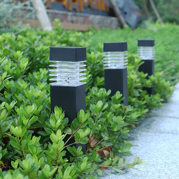 Waterproof Solar Stake Light for Outdoor Decor Battery 150mah Nickel Hydrogen Battery