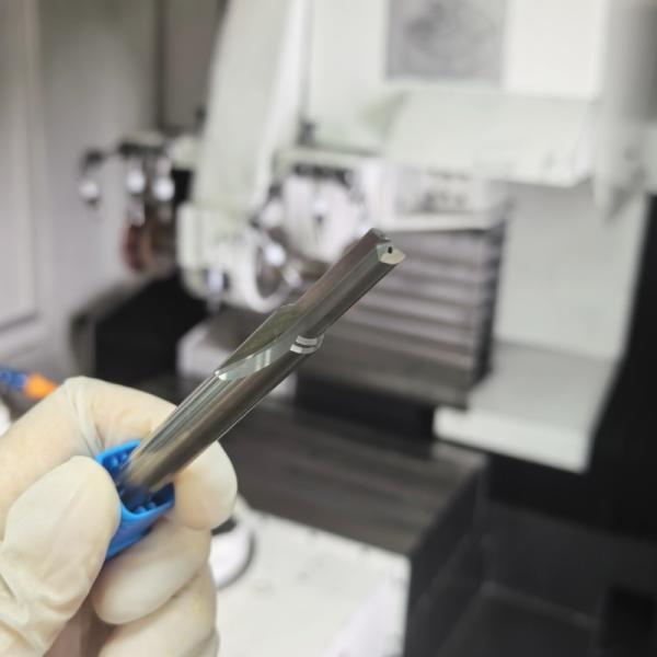 Internal Coolant Straight Flute Carbide Drill For Precision Deep Hole Machining