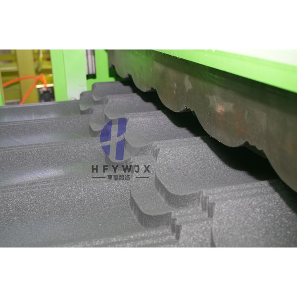 Intelligent Control 16-21 Roll Glazed Tile Roll Forming Machine 1110  Full Automatic