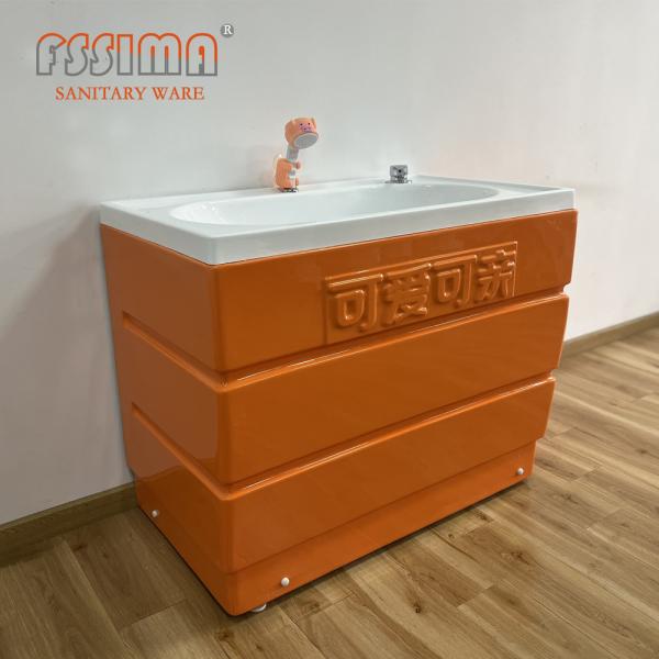 1.8m Baby Washing Basin Indoor Baby Tub Freestanding Acrylic With Faucet