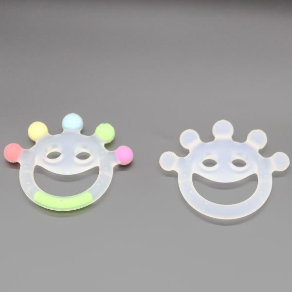 Custom Food Grade Silicone Infant Bite Toys 5 Finger Design