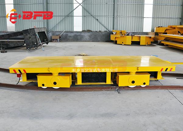 Trole guiado automatizado motorizado rádio do leito do trilho do transporte de materiais dos carros