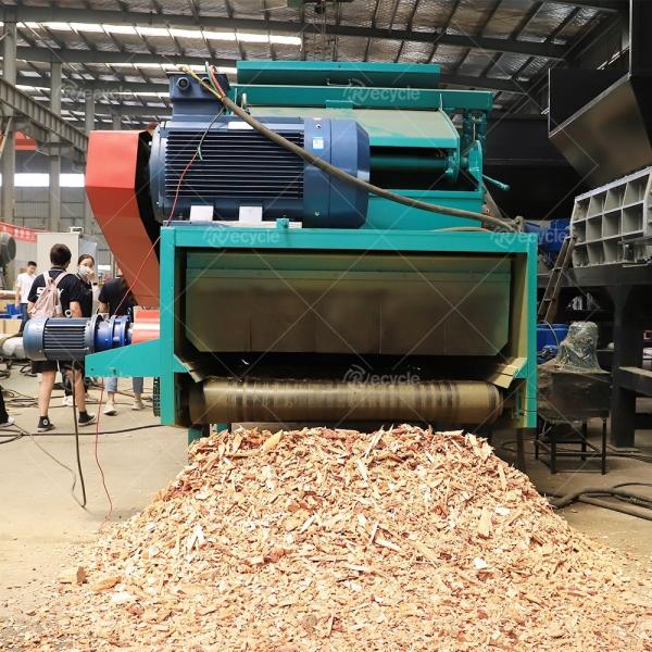 Malaysia Wood Chipper Tree Branch Shredder Machine for Efficiently Crushing Branches