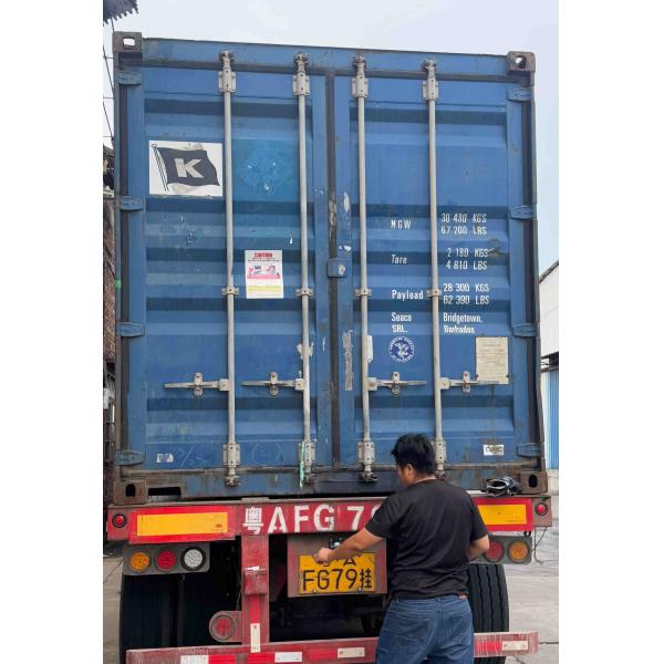 Los azulejos cerámicos aislantes duraderos para paredes internas y externas y duraderos