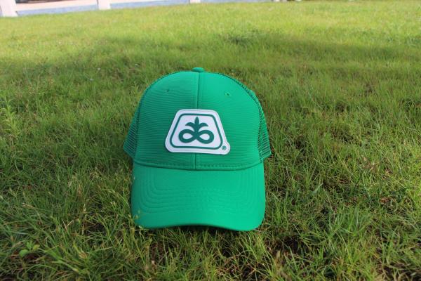 Mesh Unisex Baseball Caps 6 Panel Velcro Closure 100% Pu Leather Material