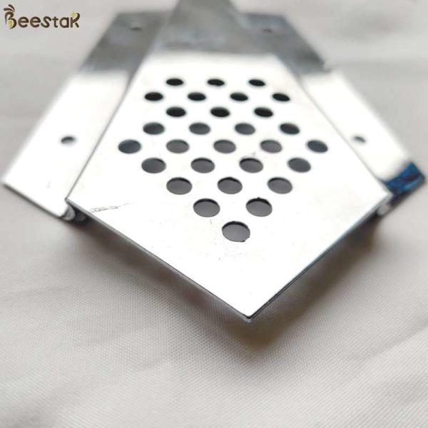 High Quality Beekeeping Tools Apiculture Metal corner Bee Escape board for beehive