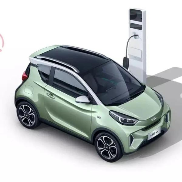 Sillones eléctricos de combustible 3 puertas y 4 asientos Alta velocidad 2023 Chery Little Ant Mini Car eléctrico con bolsas de aire Largo alcance