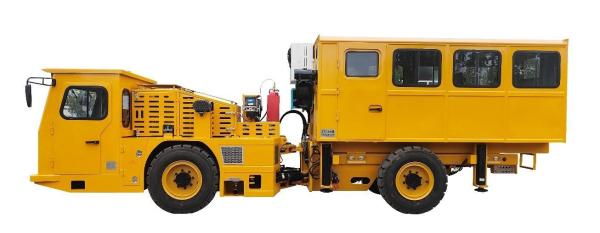 Underground Fire Fighting Vehicle Water Tank Carrier for Mining 7795x1900x2235mm