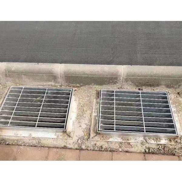 дорожка сетки вентиляции 3mm стальная обшивает панелями нажимную накладку SUS201 канавы 50mm