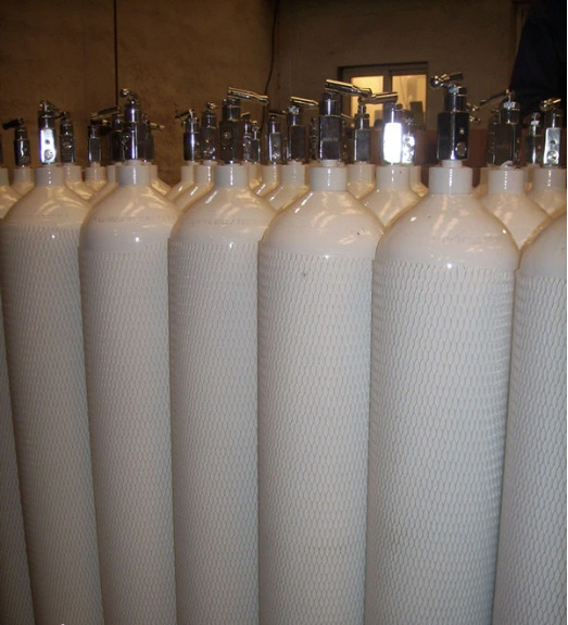 Compressed Gas Cylinder in Pressure Vessel