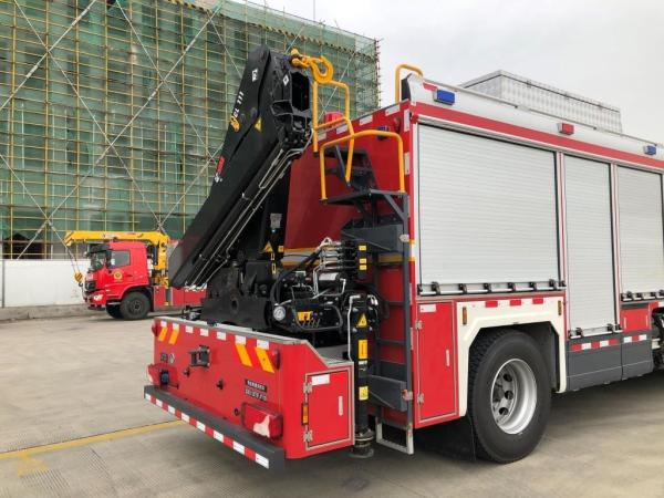 JY100 8930mm Pumper Tanker Emergency Fire Trucks Italy Fireco YZH4-5.18CFA