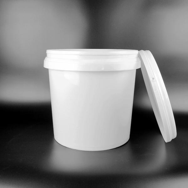 18L White PP Round Plastic Pail with Lid