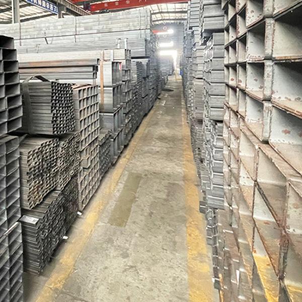 Q345 a galvanisé le tuyau d'acier à faible teneur en carbone industriel structurel de GV de tube carré en acier