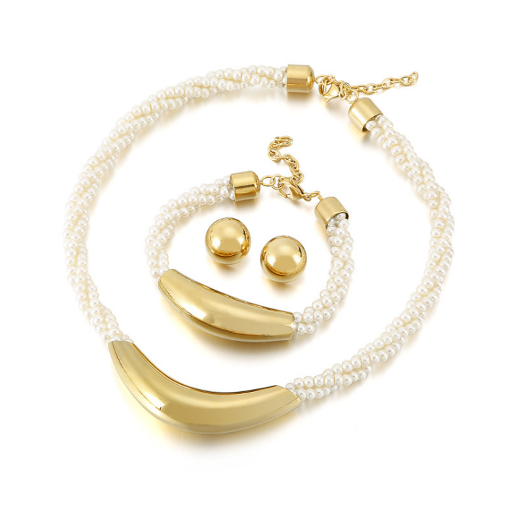 Women Fashionable Adjustable Size Pearl Jewelry Set