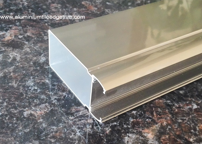 6m Normal length Aluminium Extrusion Profiles For Washroom Door