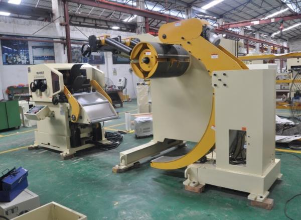 Metal Coiled Material Decoiler  And Straightener Feeder 3 In 1 Machine