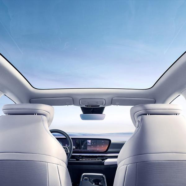 Max Speed 180km/h Fast Charging and Winter Birch White Color 2024 Buick E4 Luxury Electric Vehicle at an Unbeatable