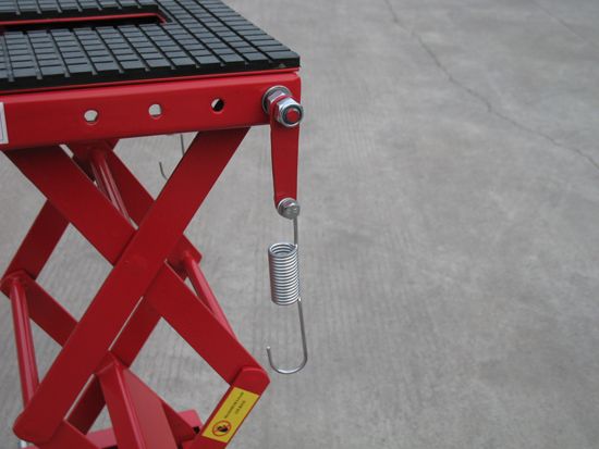 Car Repair Tools Mini Type Hydraulic Motorcycle Scissor Lift Platform 300 lbs High Quality Motorcycle Lift Table