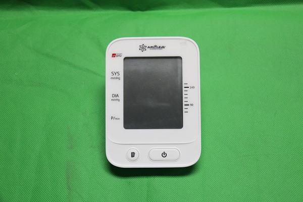 Yuwell brand Blood pressure  measuring instrument BP monitor YE660B