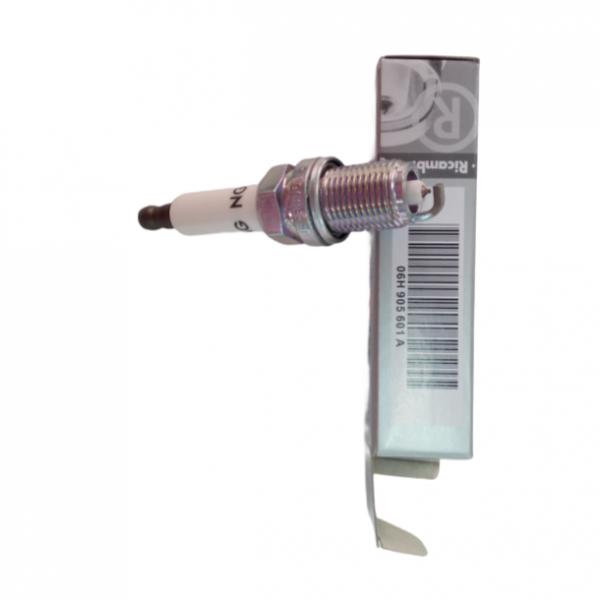 06H905601A Car Spark Plug NGK OEM PFR7S8EG Fit For Audi A3 A4 A5 VW Passat Golf Jetta