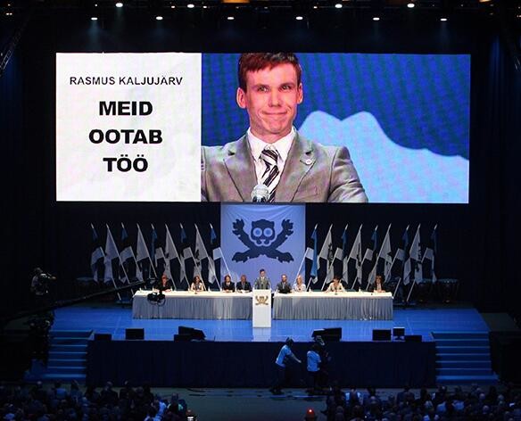 Outdoor RGB LED Video Wall Display Rental P3.91 - P6.25 500mm X 1000mm Cabinet Size