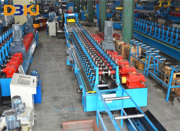 cadre de porte de poinçon hydraulique d'épaisseur de 2mm faisant la machine