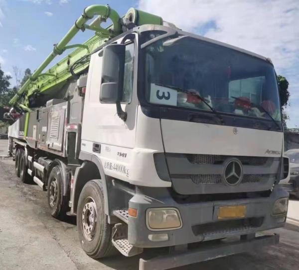Pompes à béton budgétaire 2017 camion Zoomlion 56m d'occasion avec un service après-vente approuvé