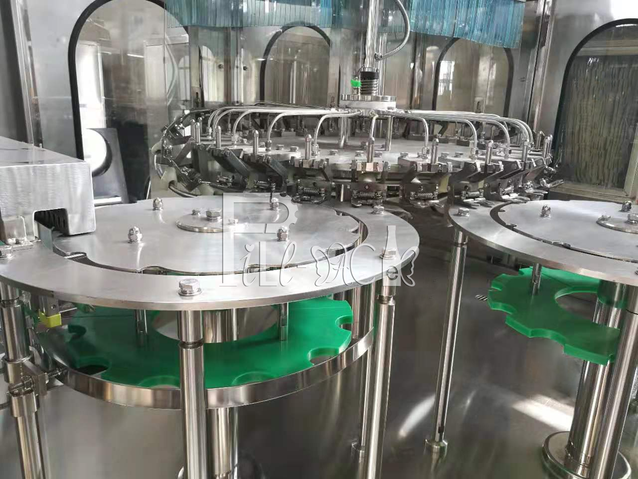 Апельсинового сока плода бутылки заполняя машины 5000BPH Monoblock оборудование автоматического горячего пластикового заполняя и покрывая машины
