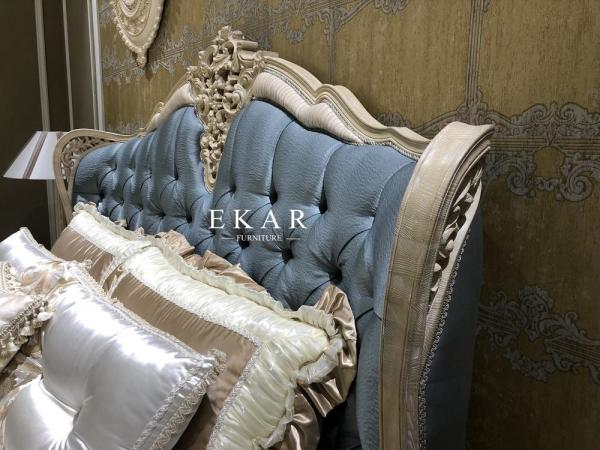 Antique Soild Ash Wood Luxury Carved Upholstered Fabric Royal King Size Bed