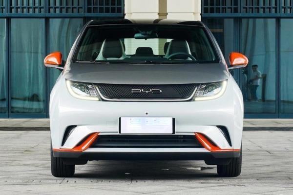 Pure Electric Mini BYD EV Car Dolphin 301-405KM 5 Doors 5 Seater