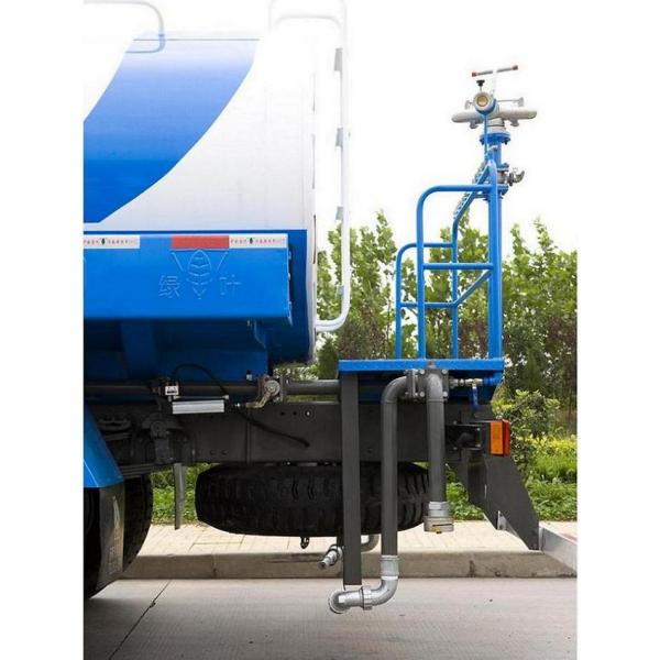 HOWO 5tons Water spray sprinkler tank truck for sale