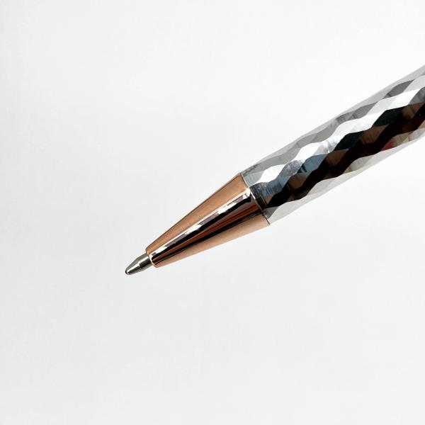 Nouvel arrivée Rhombus Diamant coupe de surface couleur stylo à bille de métal pour l' école