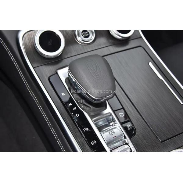 185kW de potencia máxima HongQi H9 Popular coche chino con conducción a la izquierda y potencia de combustible