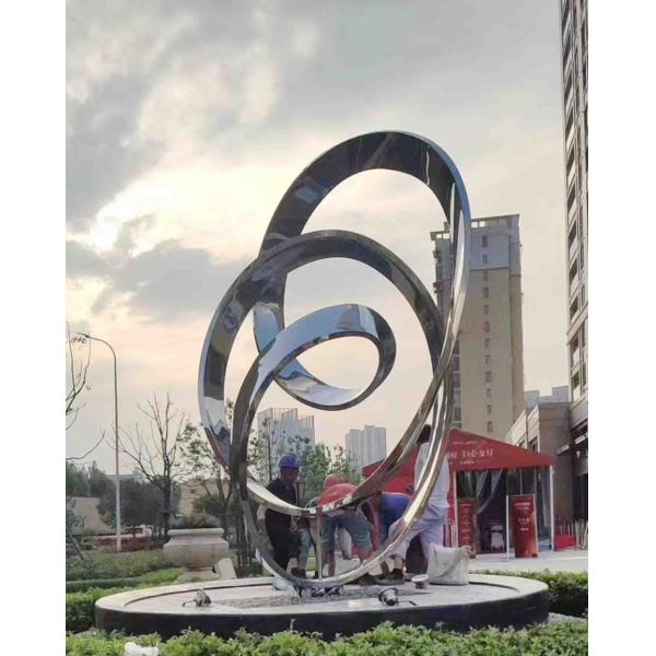 Corrosion Resistant 3.5M Height Modern Abstract Sculpture as Ornaments