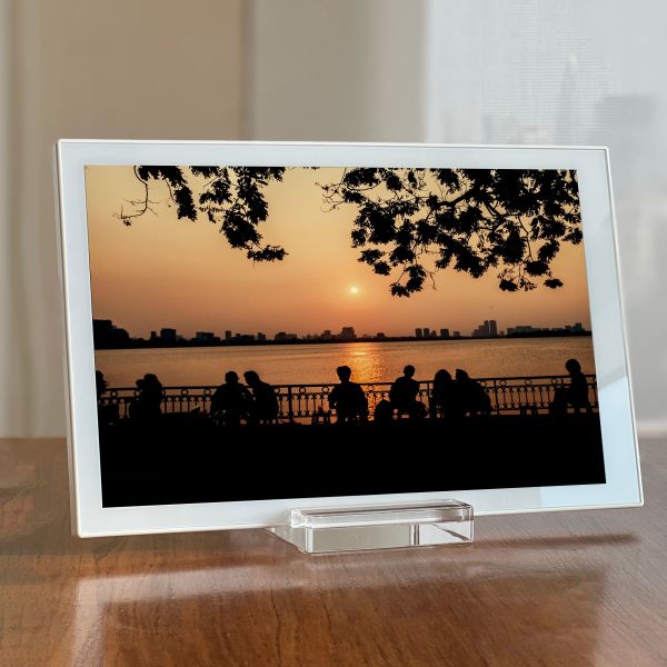 10.1 Inch 1280×800 WiFi Advertising Display with Multi-point Capacitive Touch Screen for Commercial Use