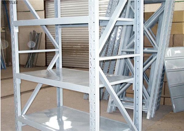 Prateleiras industriais do racking da anti oxidação, armazém do metal que arquiva 200-800 quilogramas
