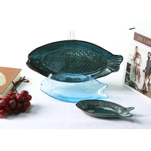 Embossed Vintage Fish Glass Plates , 33CM Hand Made Glass Fish Shaped Plates