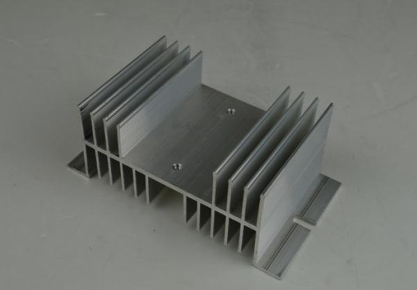 1 piece Single Phase Heat Dissipation Aluminum Heat Sink For Solid State Relay SSR Small Type Heat Dissipation