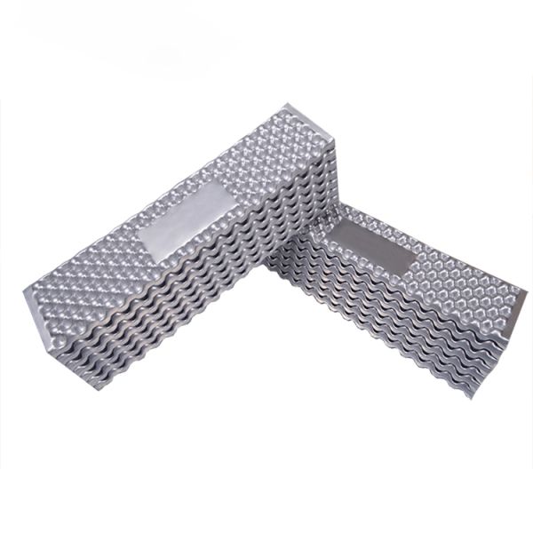 Oversized Reflective Thermal Backing Egg Crate Camping Pad with 1.8cm Thickness for Winter Camping